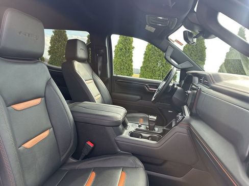 Used 2023 GMC Sierra 1500 AT4 w/ Technology Package image 38