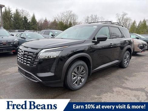 New 2026 Nissan Pathfinder SV image 3