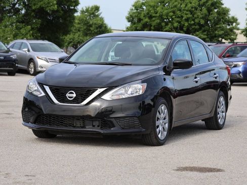 Used 2019 Nissan Sentra SV FWD image 6