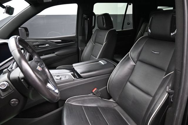 Used 2023 Cadillac Escalade Sport w/ Touring Package AWD/4WD image 17