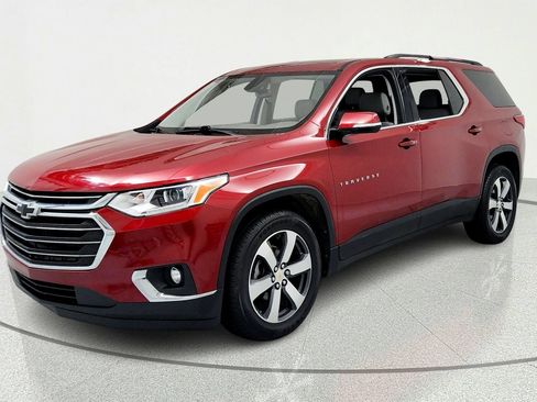 Used 2019 Chevrolet Traverse LT w/ LT Premium Package FWD image 1
