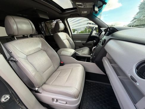 Used 2011 Honda Pilot Touring image 32