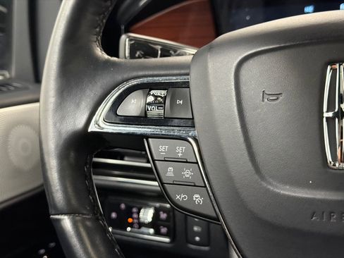 Used 2023 Lincoln Navigator L Reserve AWD/4WD image 27