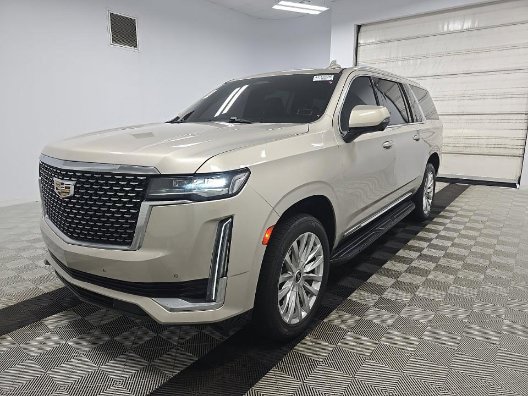 Used 2021 Cadillac Escalade ESV Luxury w/ LPO, Illumination Package AWD/4WD image 2