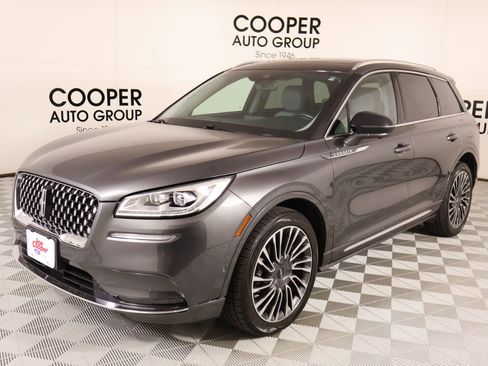 Used 2020 Lincoln Corsair Reserve w/ Equipment Group 201A FWD image 11