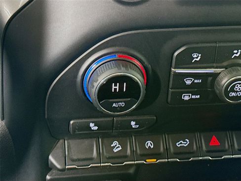 Used 2020 Chevrolet Silverado 1500 LT w/ All-Star Edition image 13