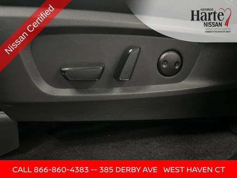 Certified 2025 Nissan Pathfinder SV w/ SV Premium Package image 25