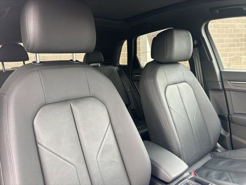 Certified 2024 Audi Q3 2.0T Premium Plus w/ Premium Plus Package image 34