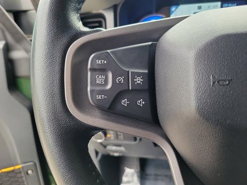 Used 2022 Ford Bronco Badlands image 23