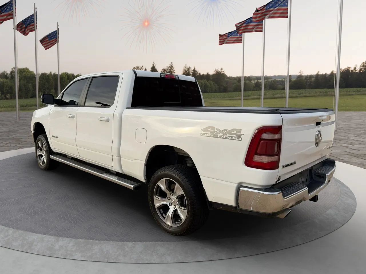 Used 2023 RAM 1500 Laramie AWD/4WD image 12