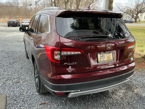 Used 2021 Honda Pilot Touring image 7