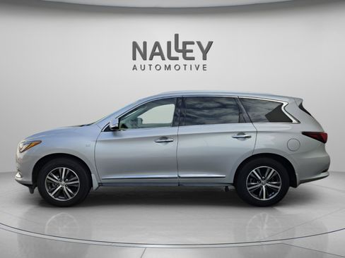Used 2020 INFINITI QX60 Luxe w/ Essential Package image 3