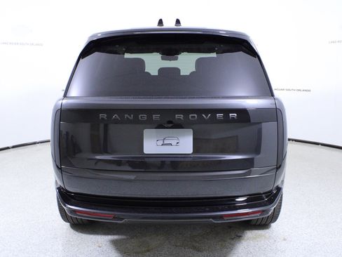 New 2025 Land Rover Range Rover SE image 6