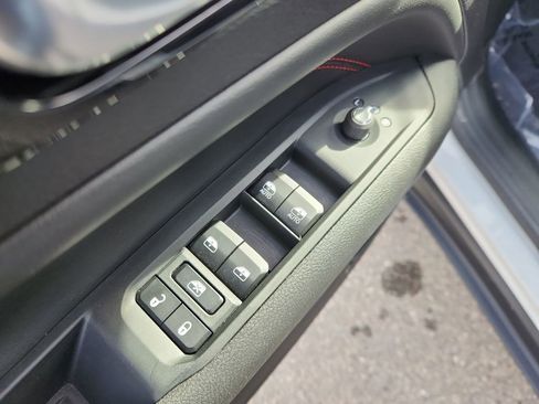 Used 2026 Jeep Compass Trailhawk w/ Sun, Sound & Navigation Group image 12