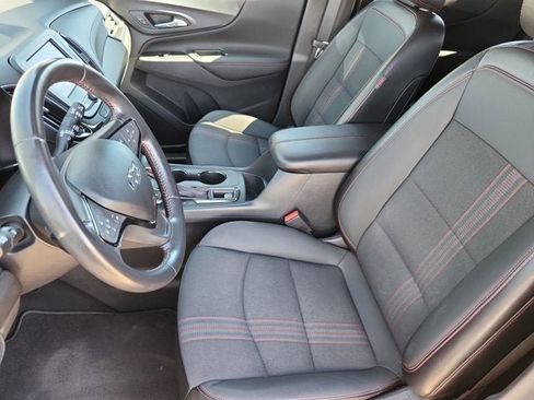 Used 2022 Chevrolet Equinox RS image 9