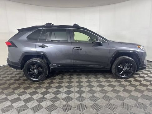 Used 2019 Toyota RAV4 XSE AWD/4WD image 2