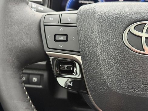 New 2026 Toyota Camry XLE image 9