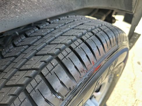 Used 2020 GMC Savana 2500 w/ Driver Convenience Package image 11