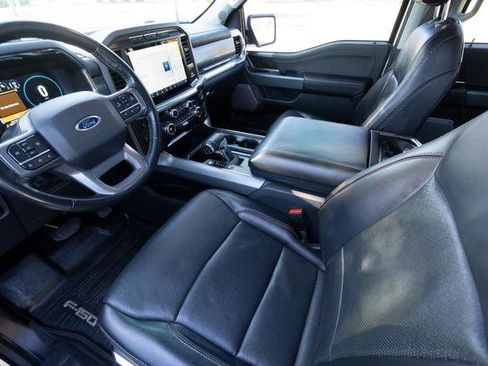 Used 2021 Ford F150 Lariat w/ Equipment Group 501A Mid image 28