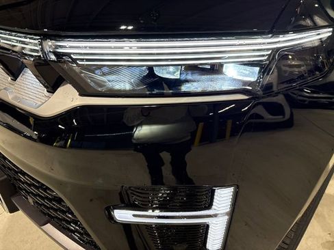 New 2026 Jeep Grand Wagoneer 4WD w/ Premium Group I image 16