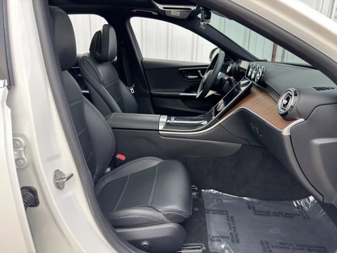 Used 2022 Mercedes-Benz C 300 Sedan w/ Exclusive Trim Package image 15