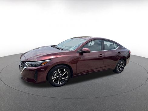 Used 2025 Nissan Sentra SV FWD image 4
