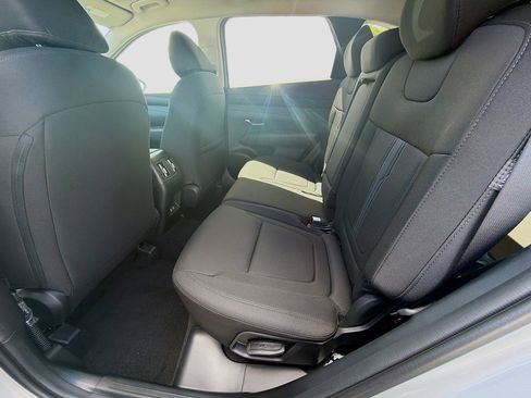 New 2026 Hyundai Tucson SEL image 18
