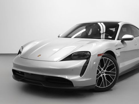 Certified 2021 Porsche Taycan RWD image 7