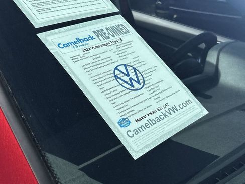 Certified 2022 Volkswagen Taos SE w/ Panoramic Sunroof Package FWD image 7