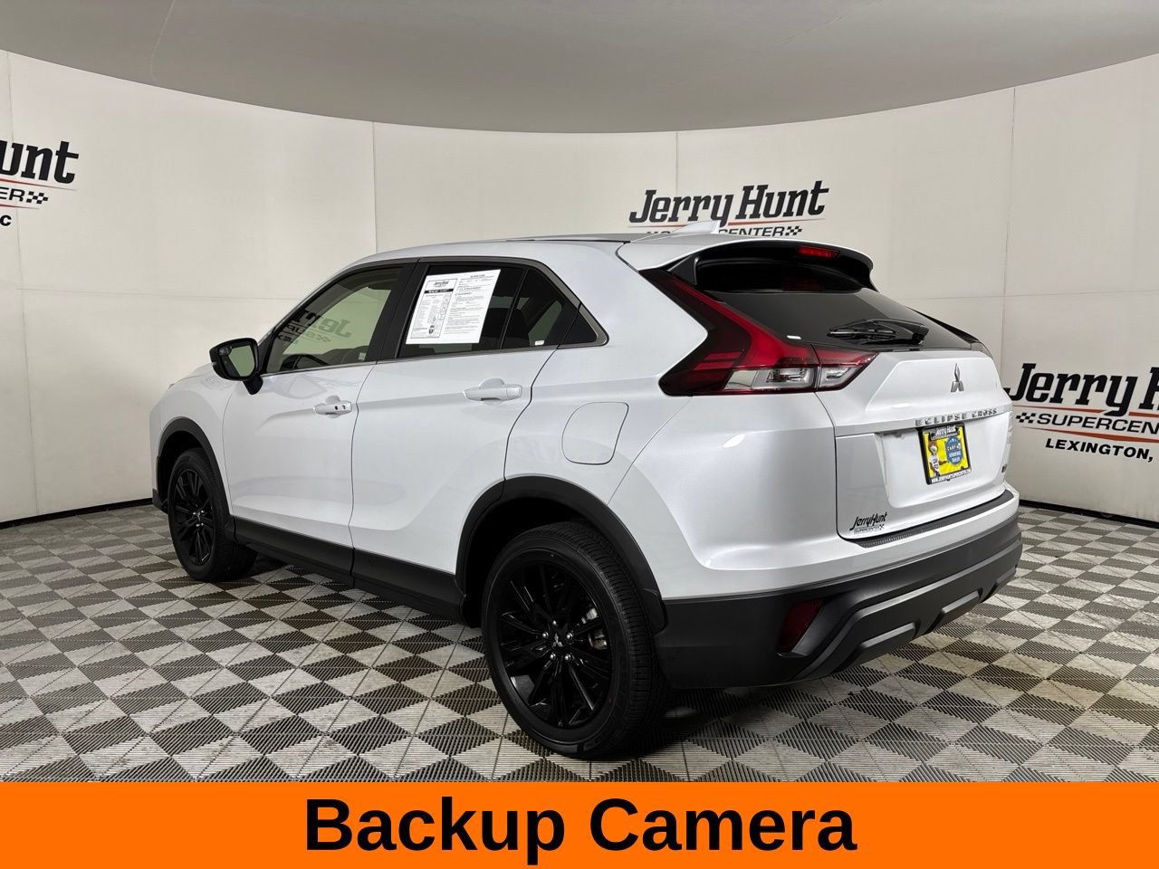 Used 2024 Mitsubishi Eclipse Cross LE AWD/4WD image 8