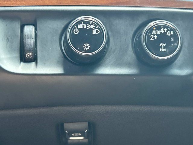 Used 2019 Cadillac Escalade ESV Premium Luxury AWD/4WD image 27