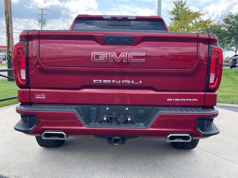 Used 2022 GMC Sierra 1500 Denali w/ Technology Package AWD/4WD image 6