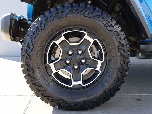 Used 2020 Jeep Gladiator Mojave image 6