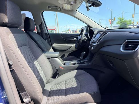 Used 2021 Chevrolet Equinox LT AWD/4WD image 14