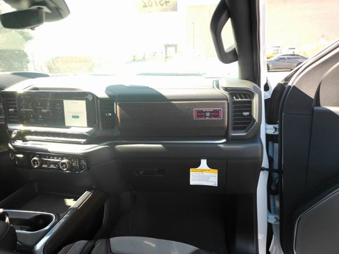 New 2026 Chevrolet Silverado 3500 High Country w/ High Country Premium Package AWD/4WD image 10