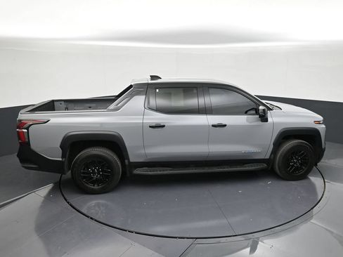 Used 2026 Chevrolet Silverado EV LT w/ Plus Package AWD/4WD image 17