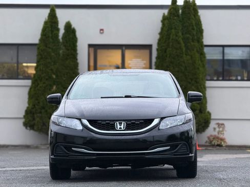 Used 2014 Honda Civic LX image 2