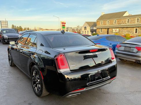 Used 2019 Chrysler 300 S image 5
