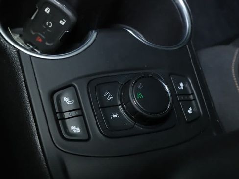 Used 2020 GMC Terrain SLT FWD image 27
