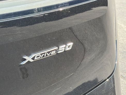 Used 2024 BMW iX xDrive50 w/ Sport Package AWD/4WD image 39