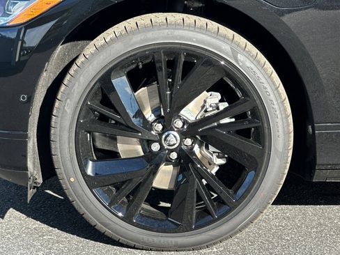 New 2024 Jaguar I-PACE R-Dynamic HSE image 24