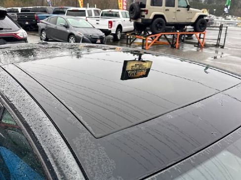 Used 2016 Volkswagen GTI Autobahn image 6