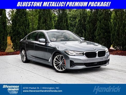 Used 2021 BMW 530i w/ Premium Package RWD image 1