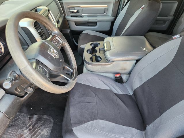 Used 2017 RAM 1500 Classic SLT AWD/4WD image 12