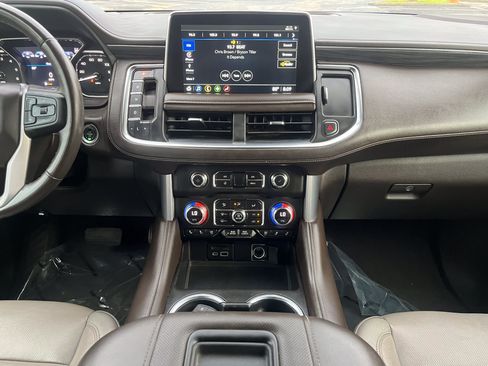 Used 2021 GMC Yukon XL SLT w/ SLT Luxury Package AWD/4WD image 25