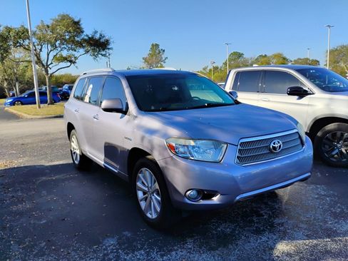 Used 2010 Toyota Highlander Limited image 1
