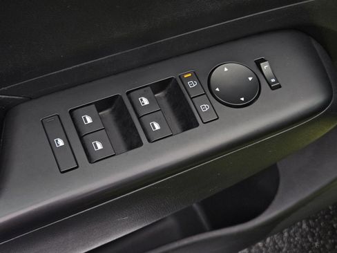 Used 2024 Hyundai Kona SEL image 10