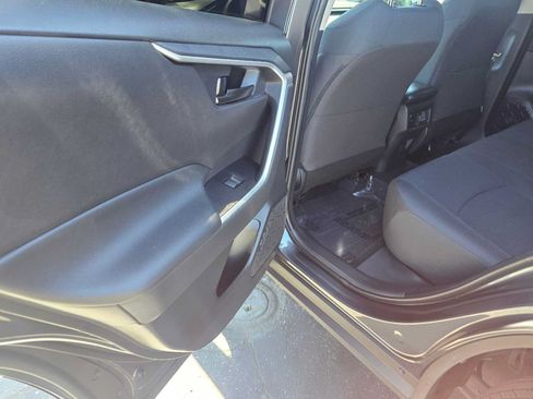 Used 2023 Toyota RAV4 LE FWD image 15