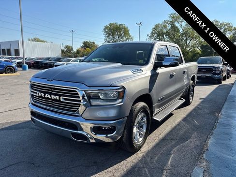 Used 2023 RAM 1500 Laramie AWD/4WD image 4