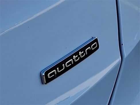 Used 2025 Audi Q3 2.0T Premium image 29